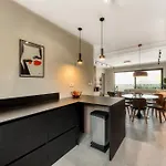 Luxury 3 Bed Sea View Penthouse