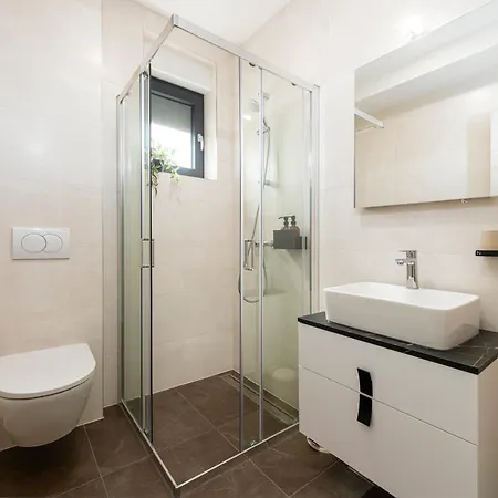 Vakantiehuis Luxury 3 Bed Sea View Penthouse *