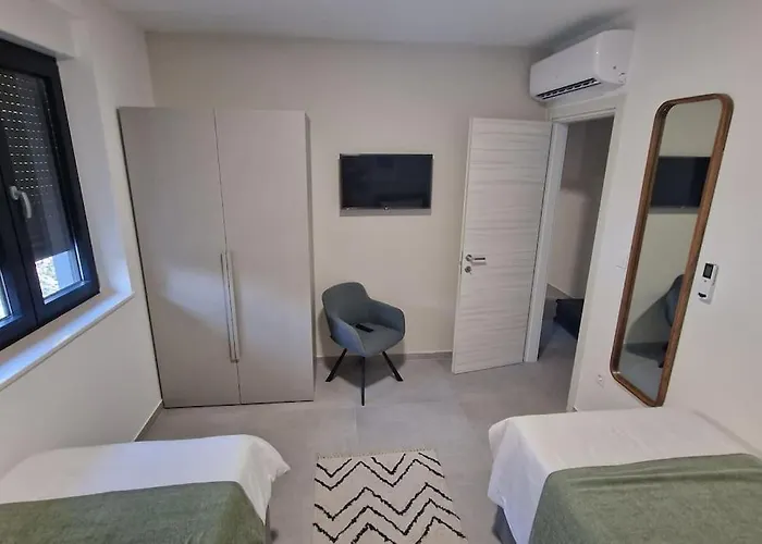 Luxury 3 Bed Sea View Penthouse Cavtat