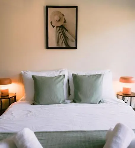 Luxury 3 Bed Sea View Penthouse *