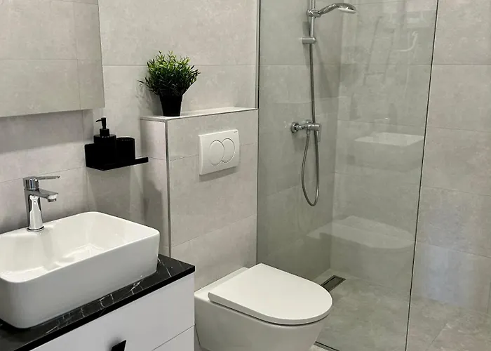 Luxury 3 Bed Sea View Penthouse Semesterbostad *